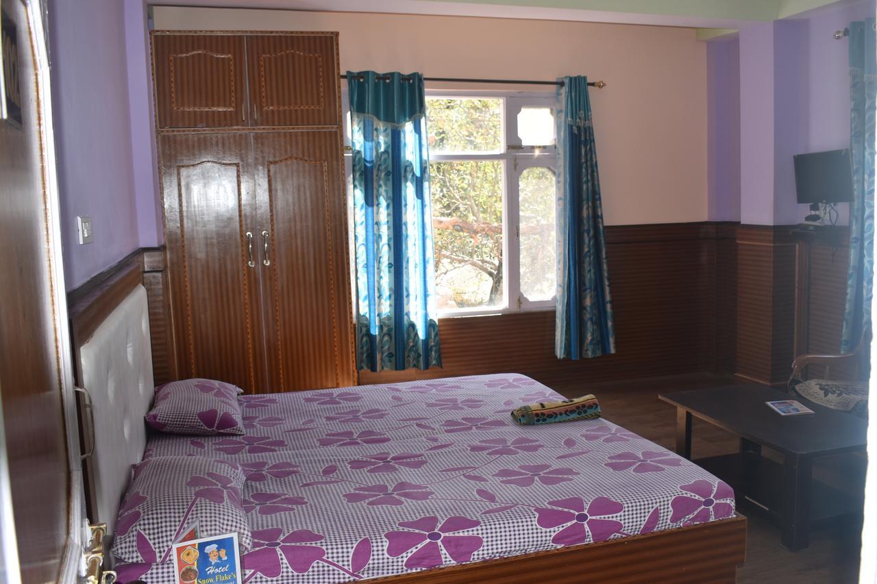 Hotel Snow Flake Rāmpur Esterno foto