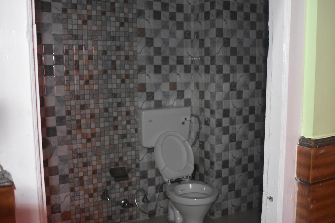Hotel Snow Flake Rāmpur Esterno foto